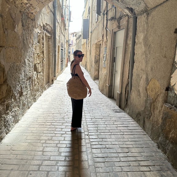 Meet your Posher, Rachael - Picture 1 of 1